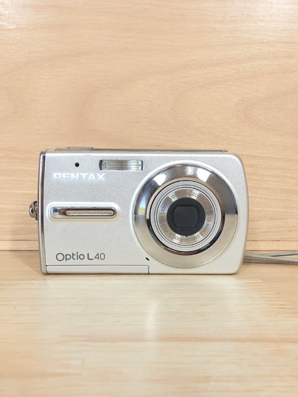 Pentax Optio L40 8MP Vintage Digital Camera 3x Optical Zoom Silver V volod